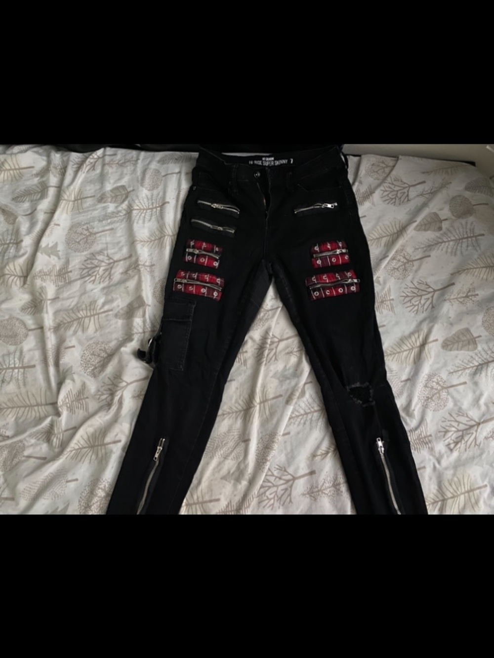 Hot Topic Black Skinny Jeans with Red Plaid Straps